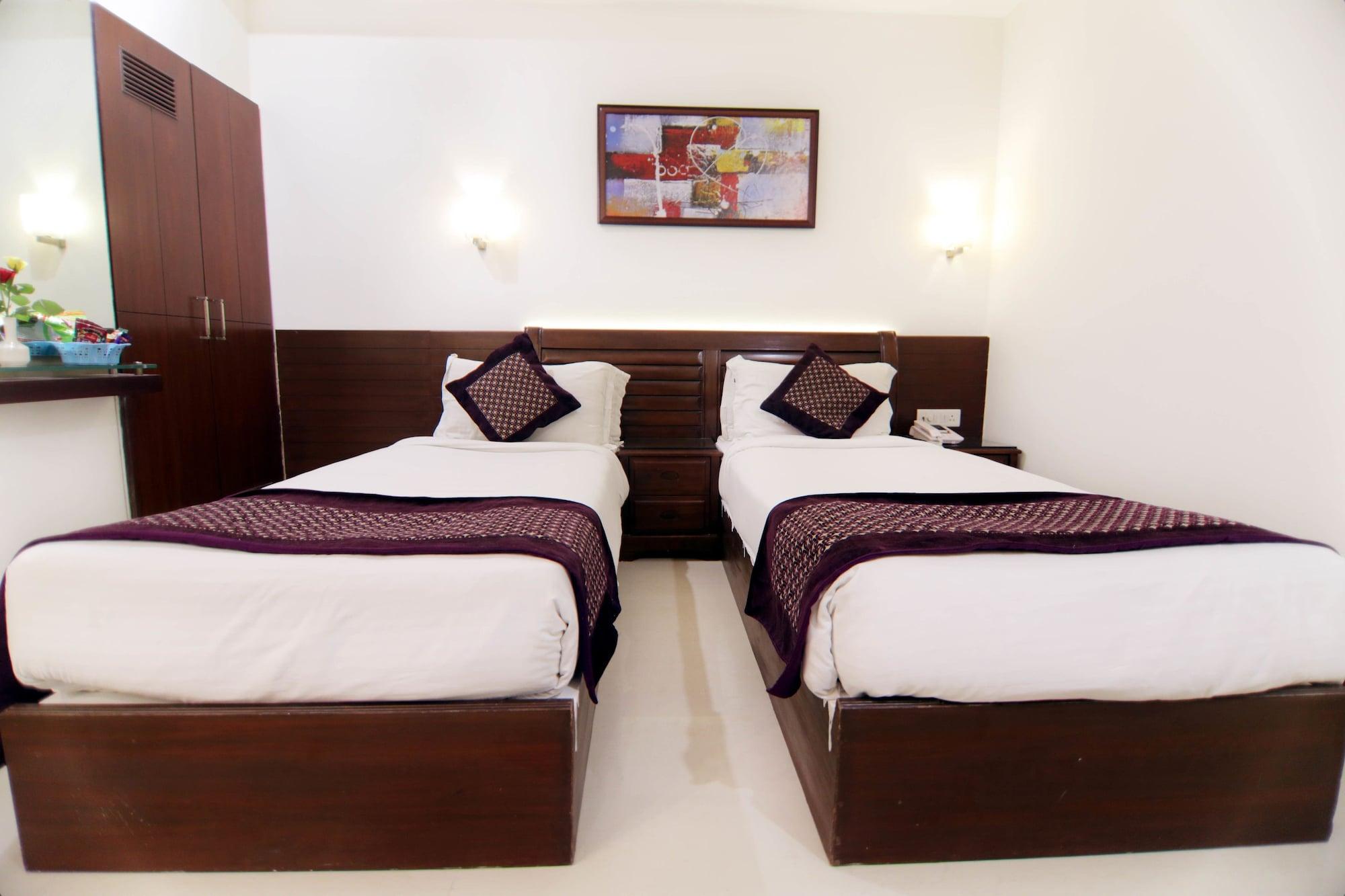 Taj Inn Hotel Агра Экстерьер фото